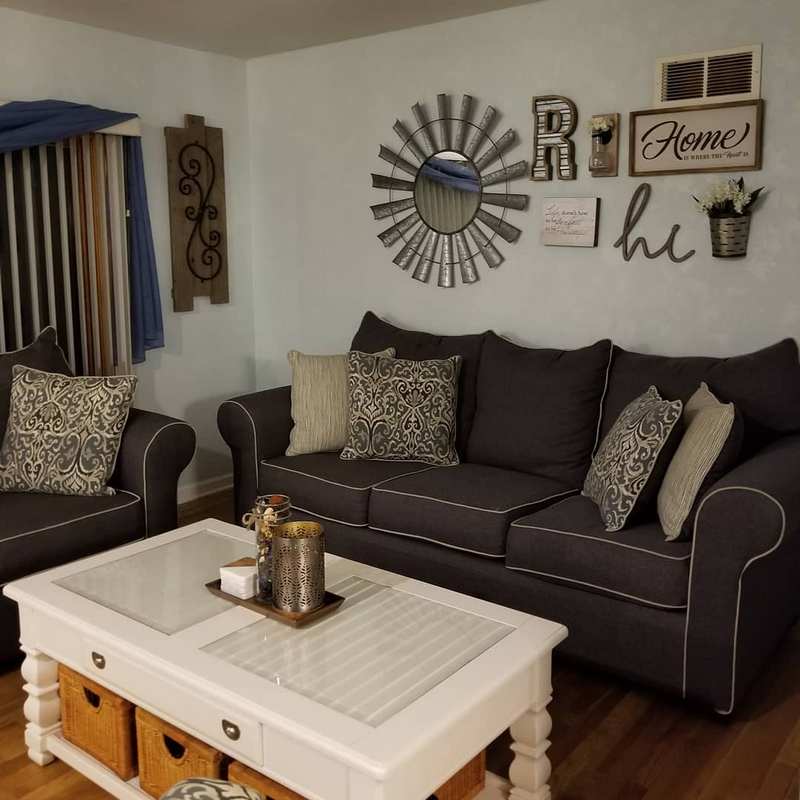 Rustic Living Room (44)