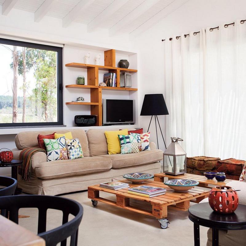 Rustic Living Room (59)