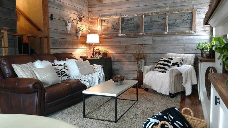 Rustic Living Room (70)