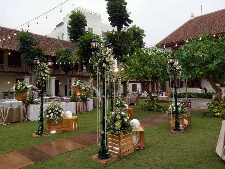 rustic wedding decor (44)