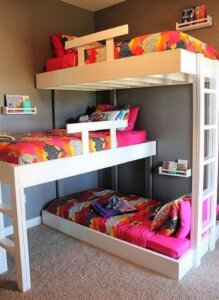 Transform Your Bedroom with These Pallet Bunk Bed Ideas | Rustic Home ...